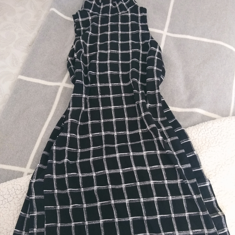 Vintage Dress, Black/White Square Pattern